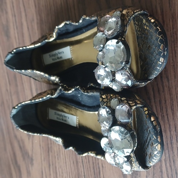 Simply Vera Wang Peep Toe Flats w/Embellishment - Gold/Black - 6 - Picture 2 of 6
